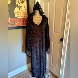 Halloween women’s cloak